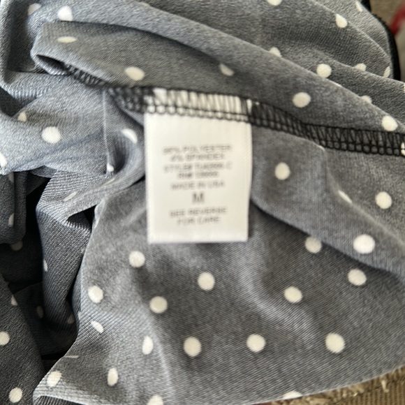 Beacon Apparel black polkadot, asymmetrical, tank top, with gold ring - Picture 5 of 5